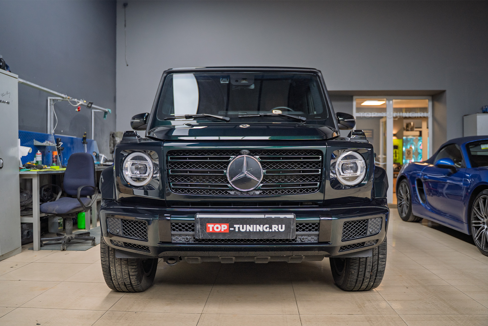 Монтаж решетки радиатора в стиле AMG 6.3 для Mercedes-Benz Gelandewagen W464