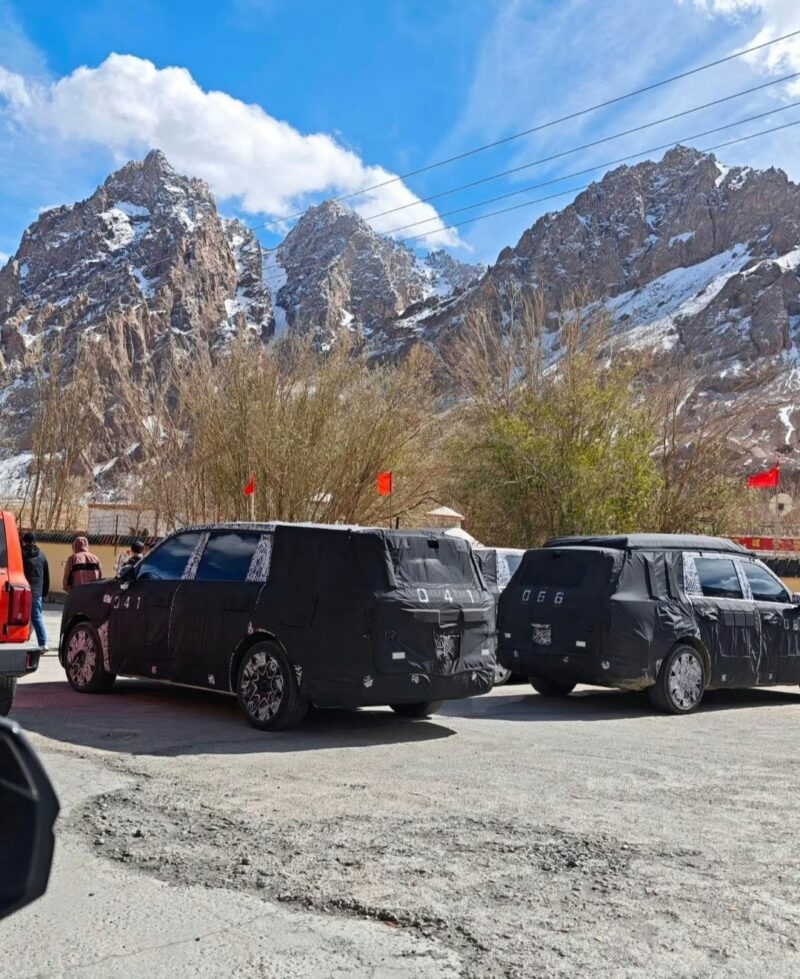 Генеральный директор Xiaomi поделился фотографиями команды, сделанными на высоте 4000 метров над уровнем моря, где неподалеку были замечены прототипы YU9