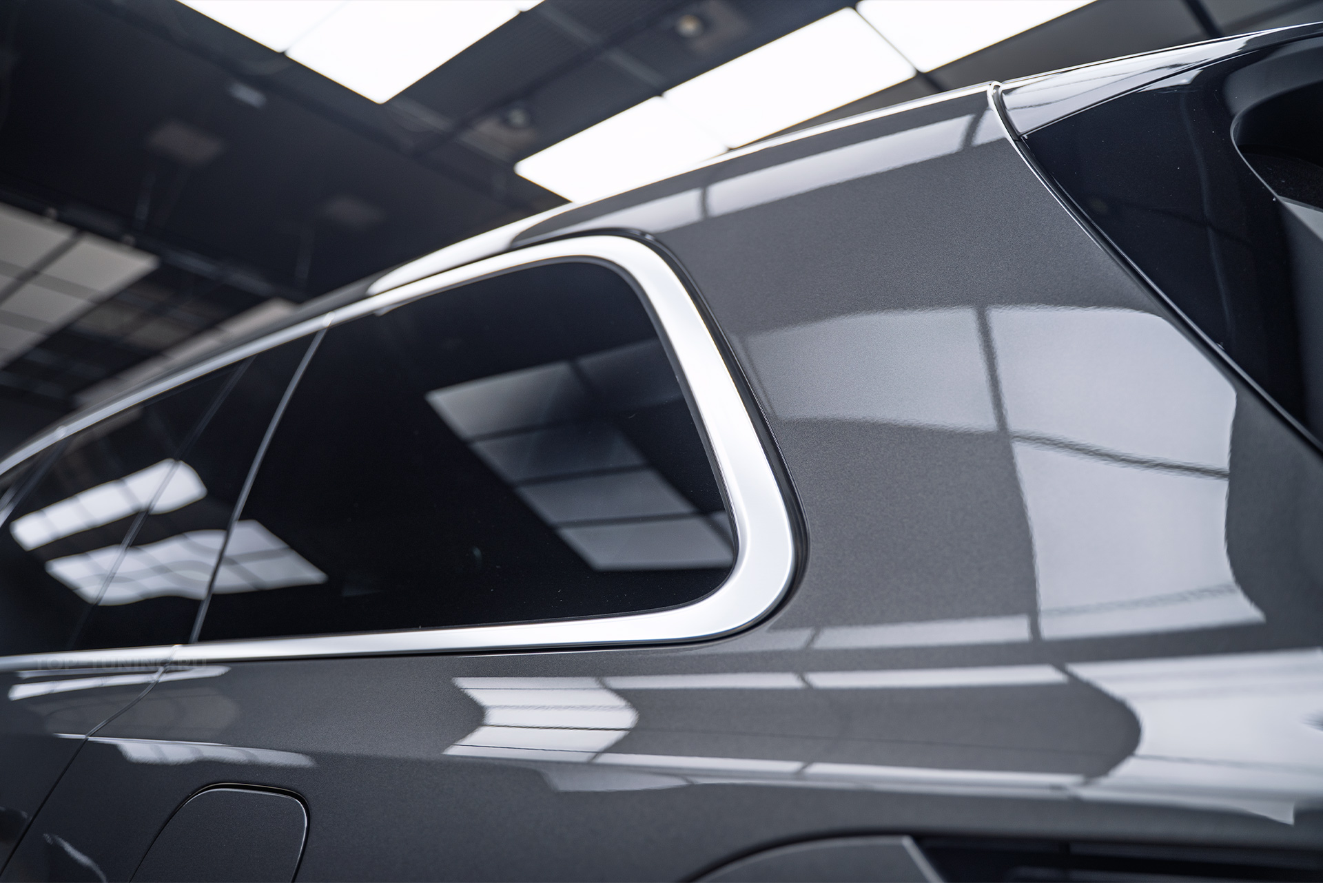 Тюнинг Lixiang L7 – установка антихром-накладок