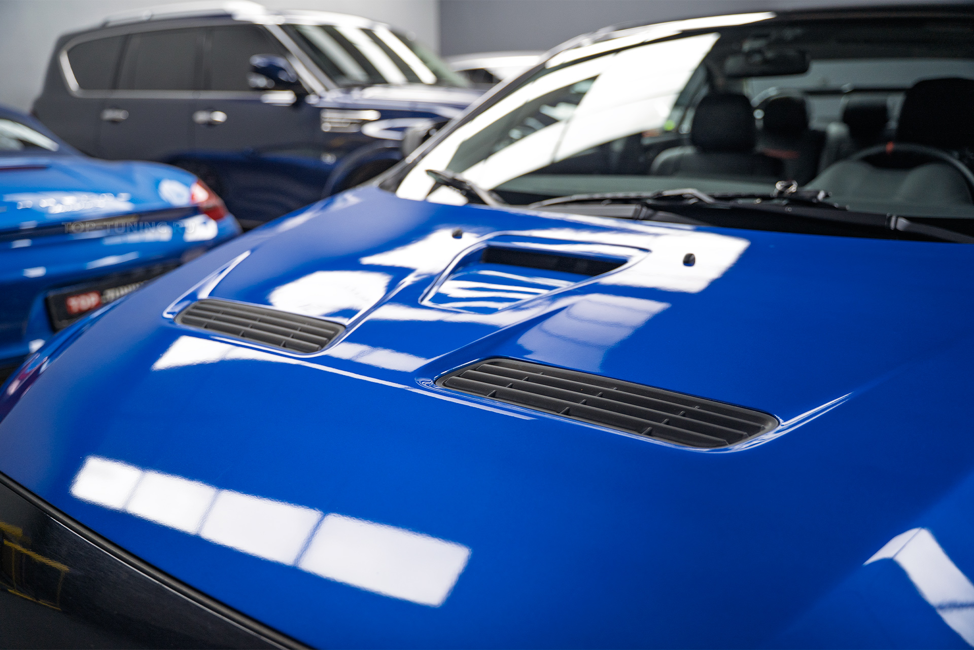 Монтаж атмосферной подсветки салона Mitsibishi Lancer X 2008