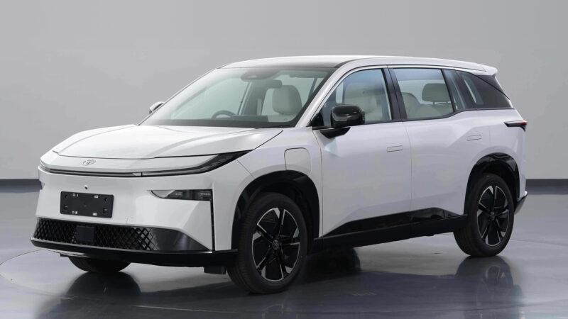 Модель Toyota bZ3X от GAC Aion будет представлена в Китае в ноябре