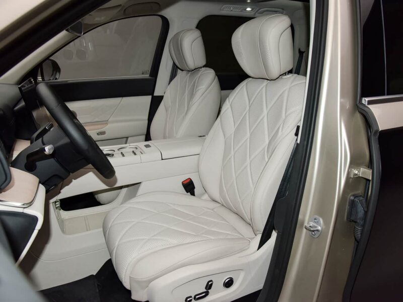 Компания Chery запустила предварительные продажи нового большого внедорожника повышенной проходимости Fulwin T11 EREV под суббрендом Fulwin New Energy