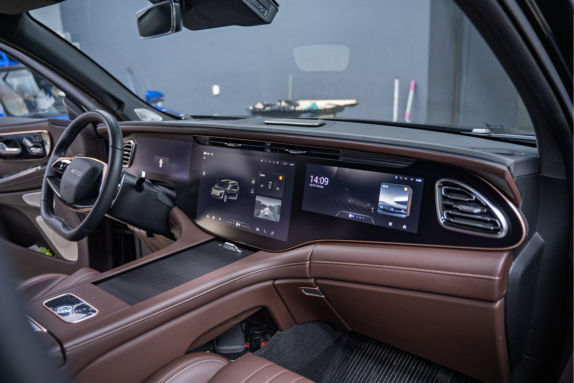 110439 Оклейка мультимедиа и приборной панели Exeed VX рестайлинг