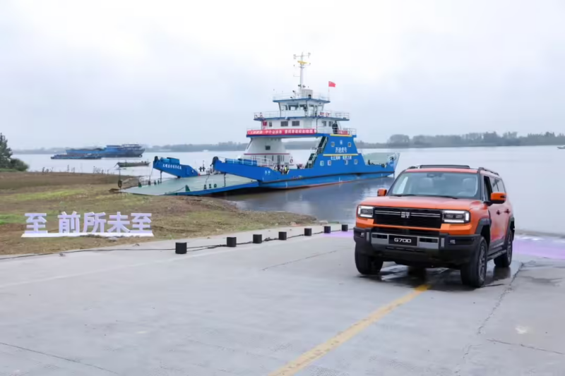 Jetour Zonghing G700 от Chery стал первым внедорожником, преодолевшим реку Янцзы шириной 1,5 км