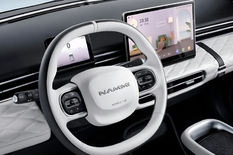 Компания Dongfeng выпустила на китайский рынок компактный электрический хэтчбек Nammi 01 EV 2026 года