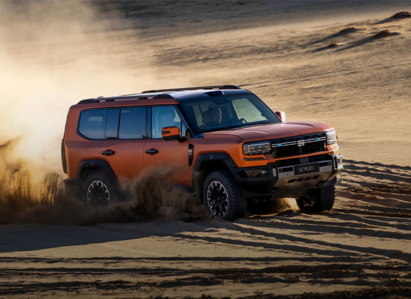 Силовой агрегат &mdash; высокопроизводительная электрическая гибридная система CDM-O от Chery Kunpeng. Она состоит из двигателя 2.0TD и двух электромоторов в паре с 2-ступенчатой DHT. Суммарная мощность &mdash; 665 кВт (892 л. с.), максимальный крутящий момент &mdash;