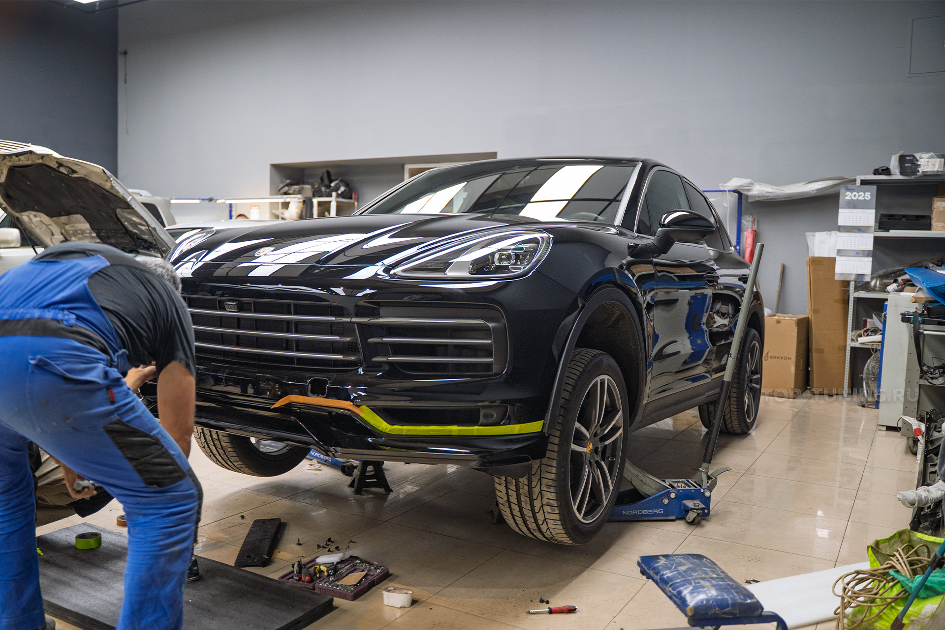 Установка 3D кругового обзора 360° + тюнинг-модернизация обвеса Porsche Cayenne 3