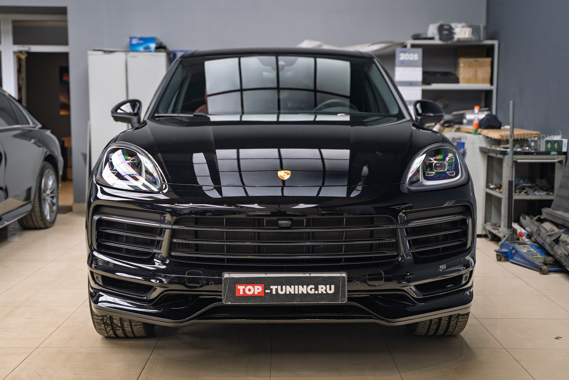 Установка 3D кругового обзора 360° + тюнинг-модернизация обвеса Porsche Cayenne 3