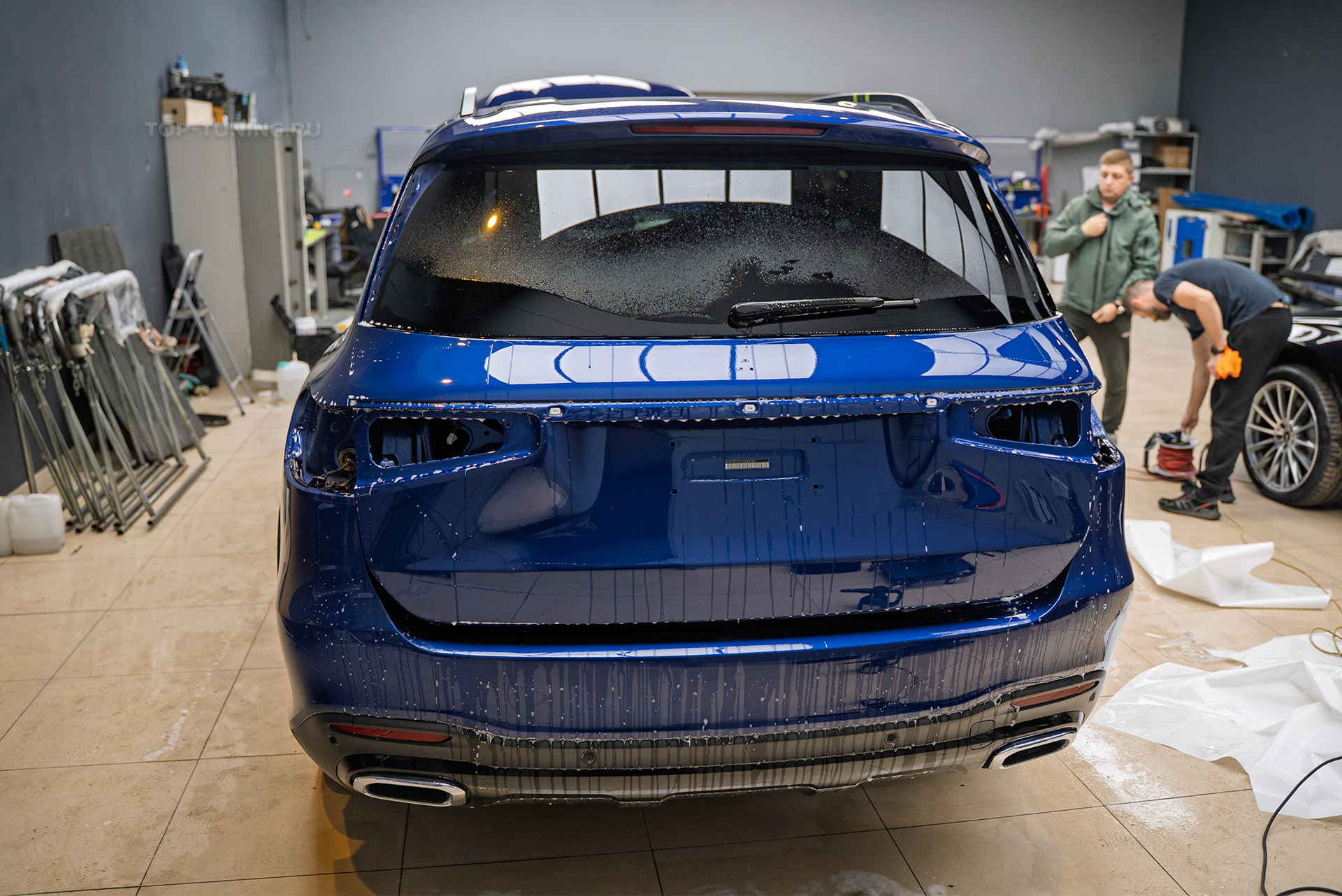 110466 Полная оклейка кузова + монтаж умного видеорегстратора G-NET Mercedes GLS X167