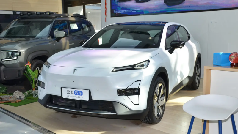 Модельный ряд Deepal S05 от Changan пополнился более доступным 520 Lite BEV по цене 1,3 млн рублей