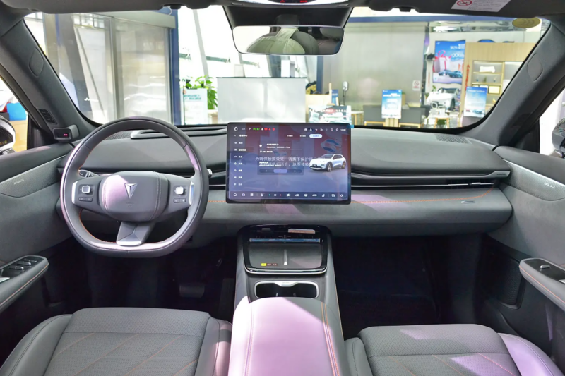 Модельный ряд Deepal S05 от Changan пополнился более доступным 520 Lite BEV по цене 1,3 млн рублей