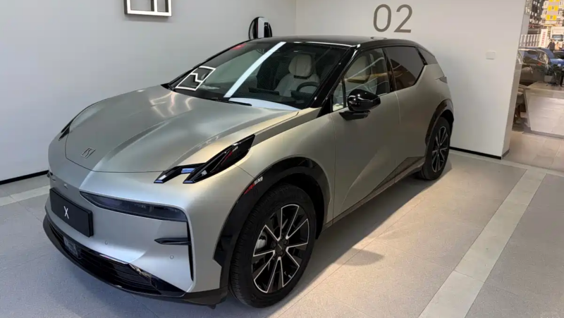 Замечен 2026 Zeekr X - новый дизайн интерьера и возможность установки аккумулятора Energee