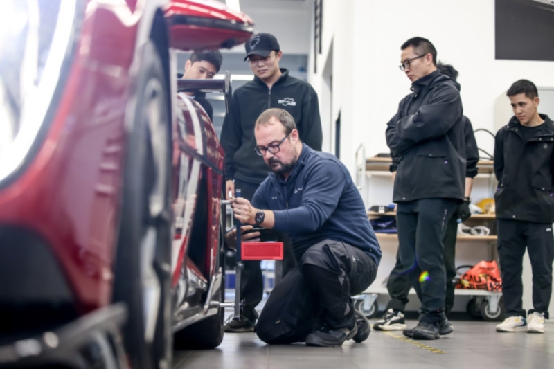 Сертифицированный круг на Нюрбургринге ставит Yangwang U9 Xtreme на первое место в рейтинге производительности электро-каров и мировых рейтингах скорости