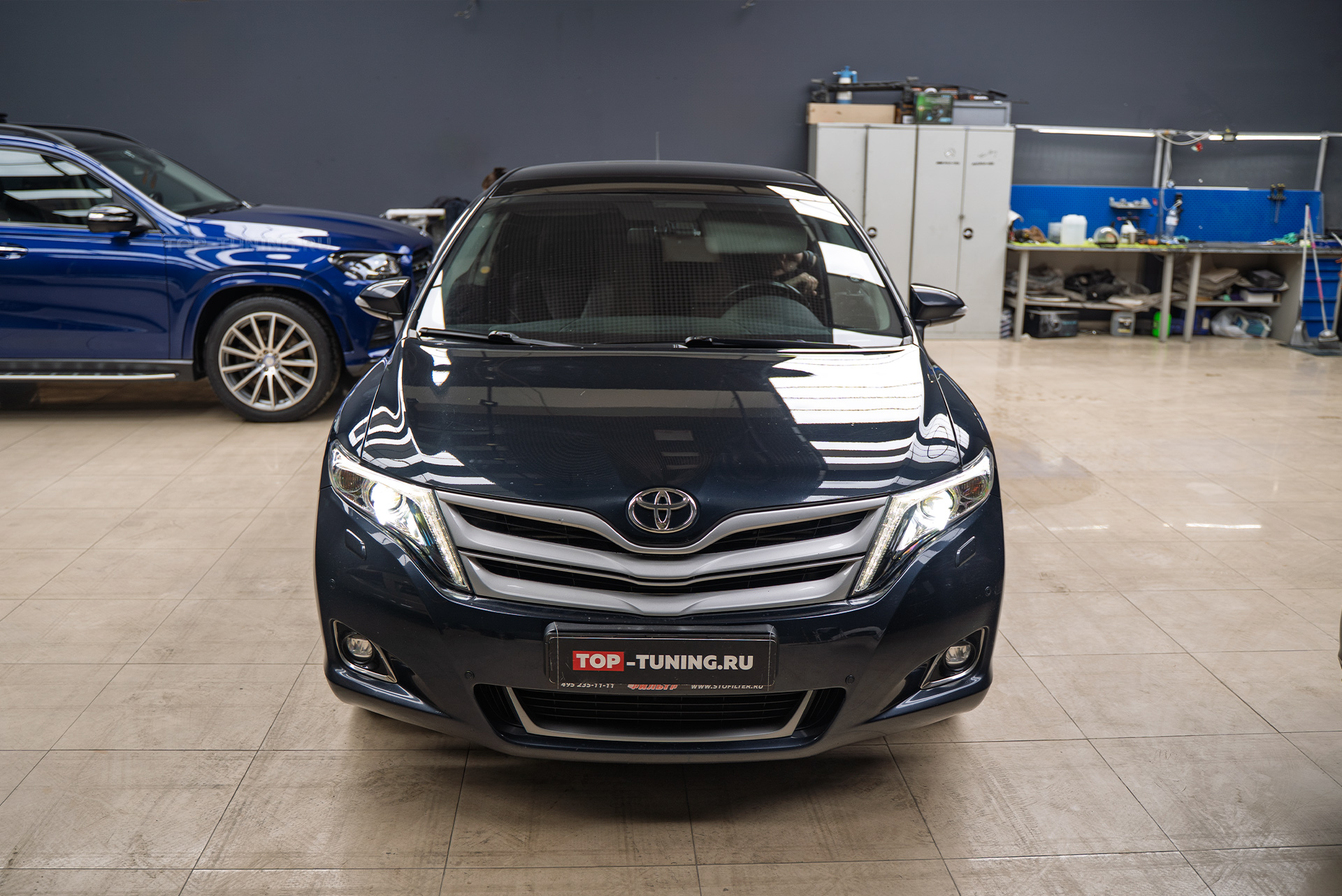 110490 Замена линз в передней оптике + полировка + оклейка фар Toyota Venza рестайлинг