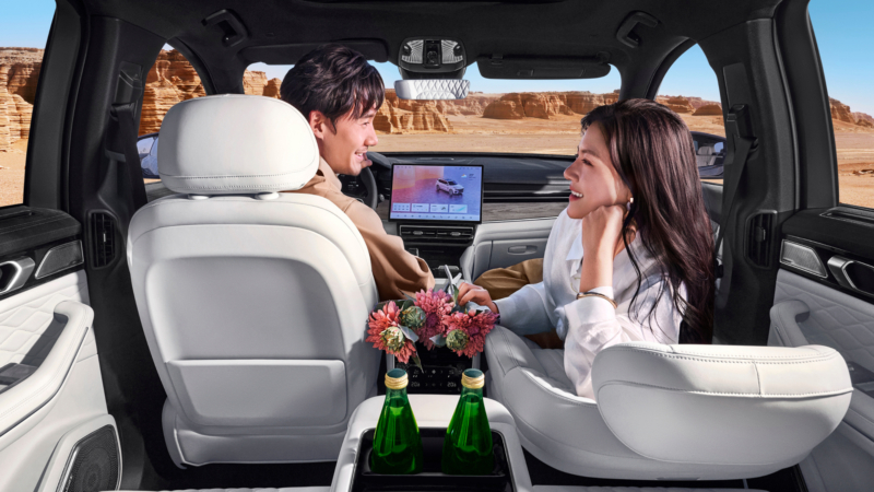 В Китае представлен обновлённый Lynk & Co 09 MHEV 2026 модельного года