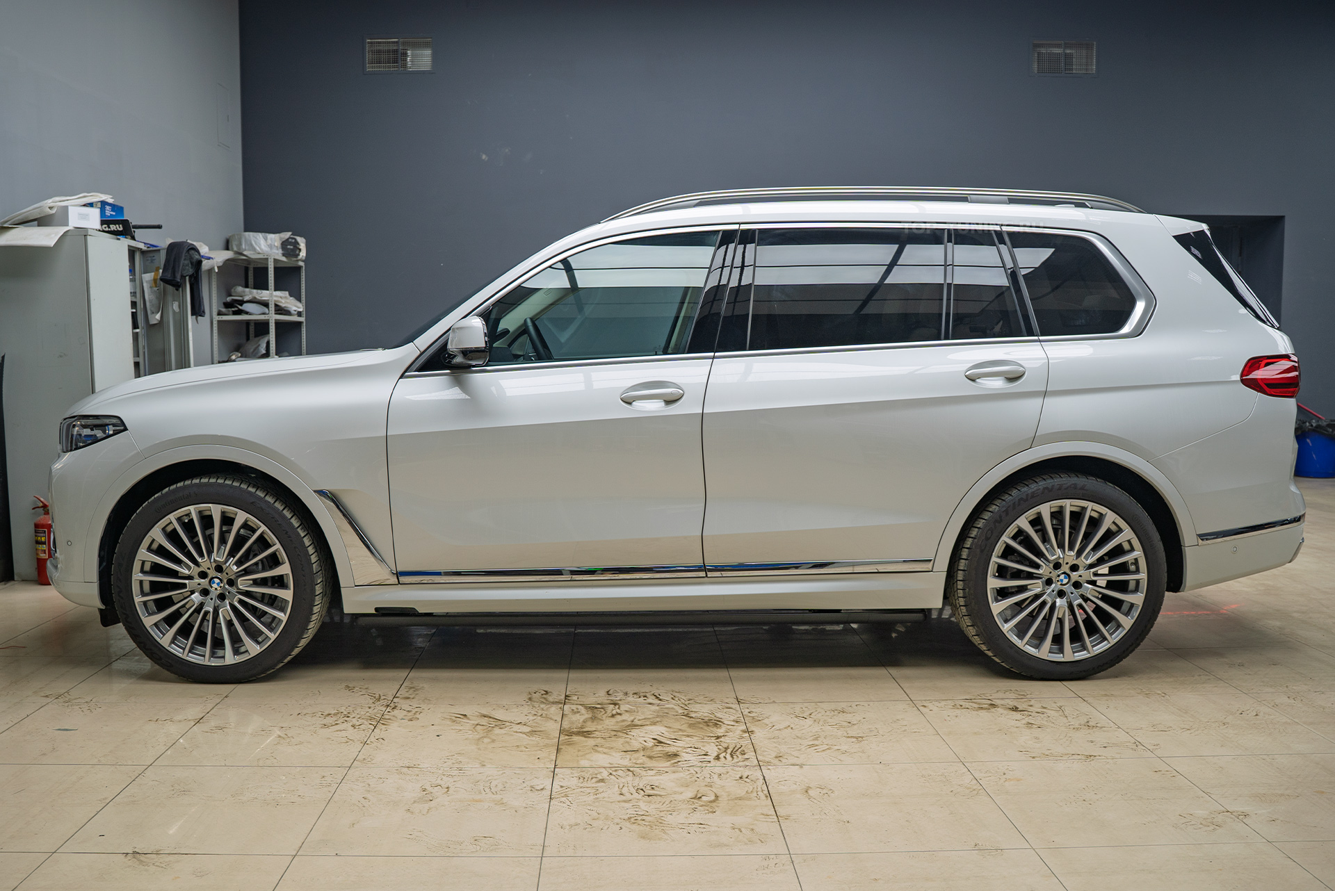 110510 Атермальная тонировка лобового и передних стекол BMW X7 G07 2021