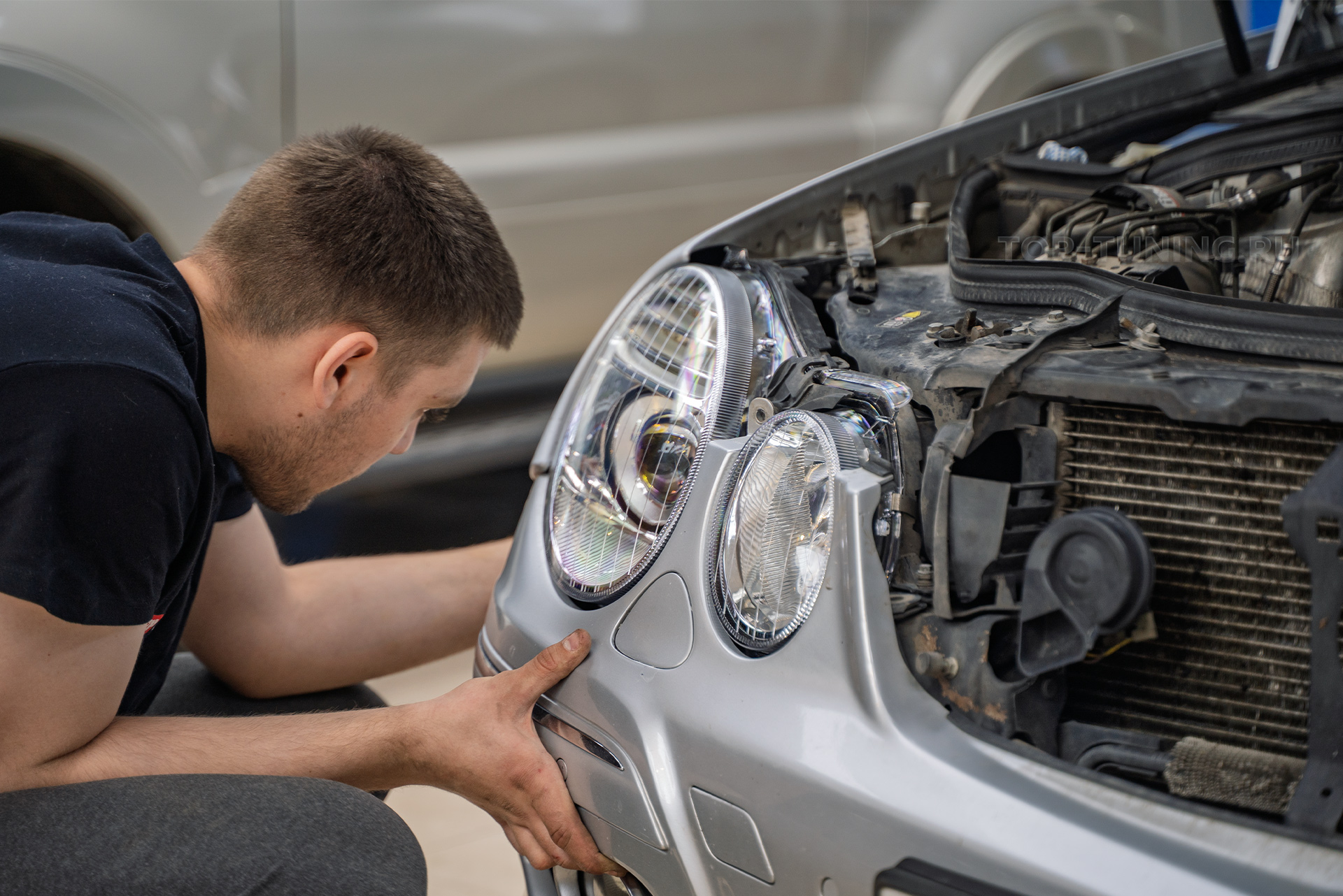 110518 Установка светодиодных линз MTF Prisma в фары Mercedes-Benz E-class W211