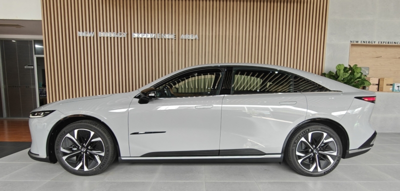 В Европе модель представят уже в 2025-м. Mazda 6e станет новым глобальным среднеразмерным электрическим седаном бренда.