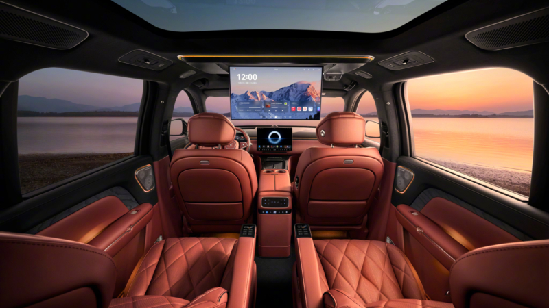 Роскошный внедорожник Voyah Taishan от Dongfeng с аккумулятором емкостью 65 кВт*ч показал интерьер в Китае