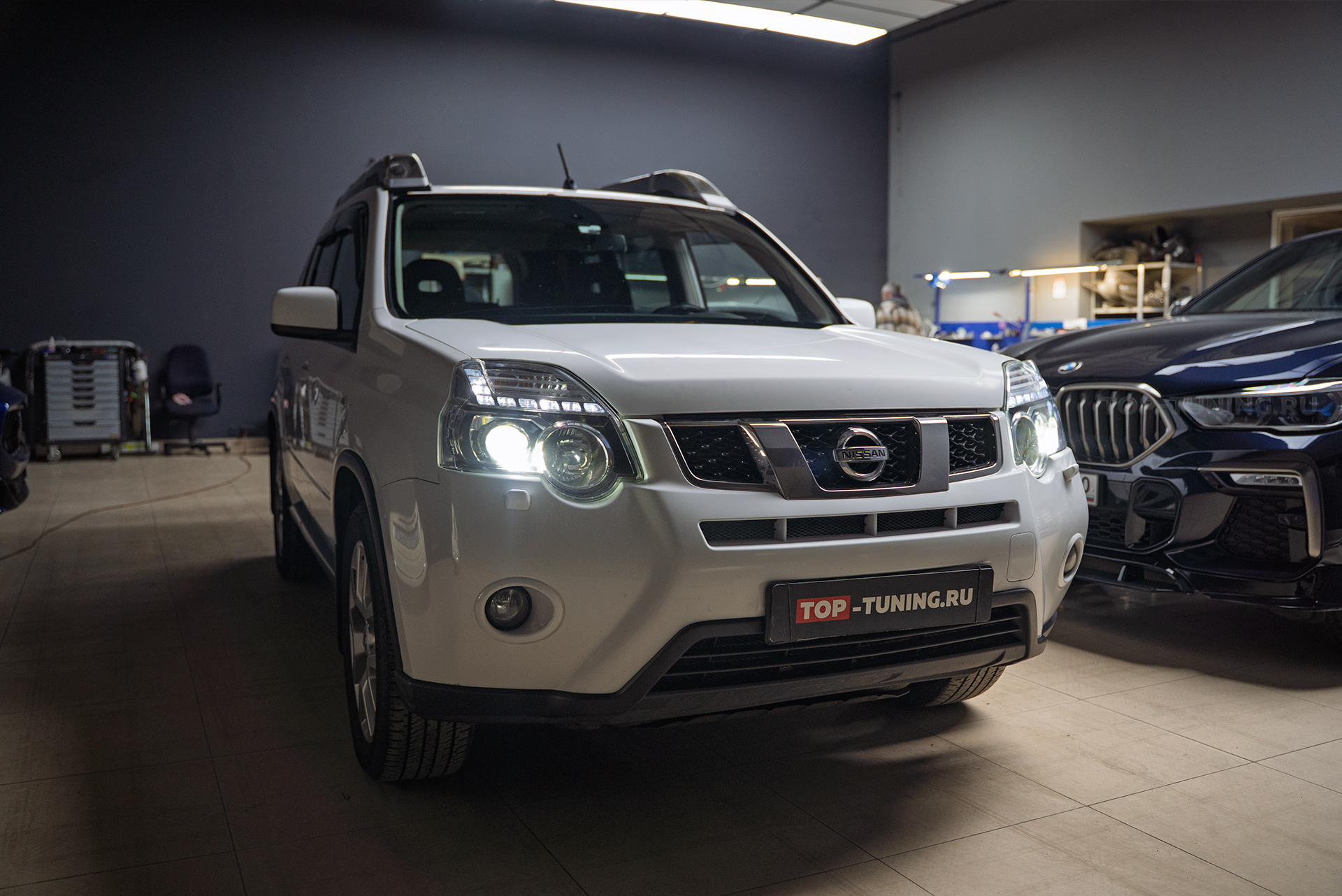 110540 Тюнинг и полировка передней оптики Nissan X-trail III рестайлинг