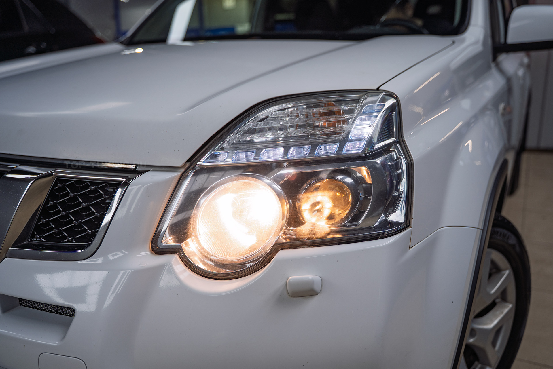 Тюнинг и полировка передней оптики Nissan X-trail III рестайлинг 