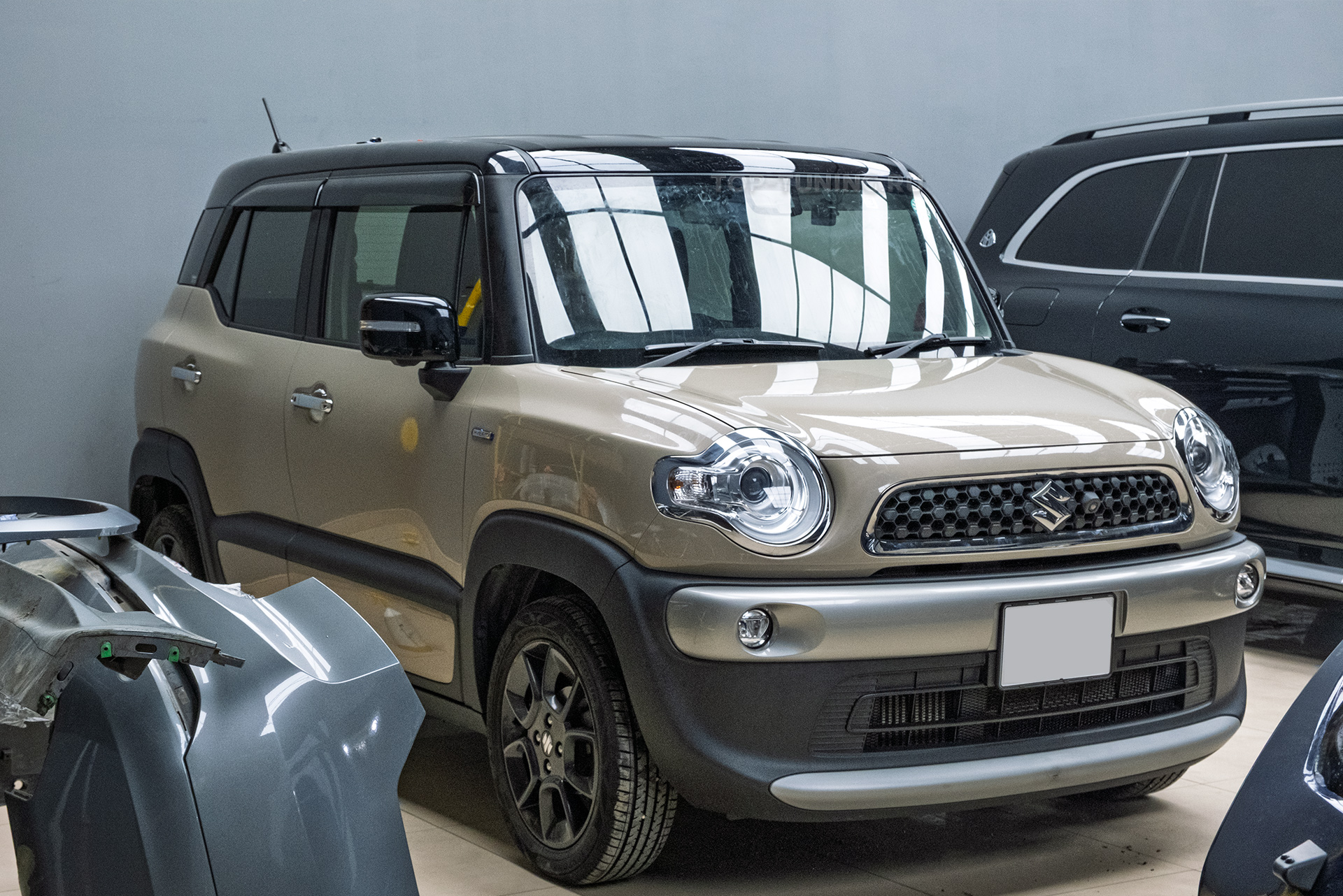 110541 Оклейка зоны риска пленкой Suzuki Xbee 2020