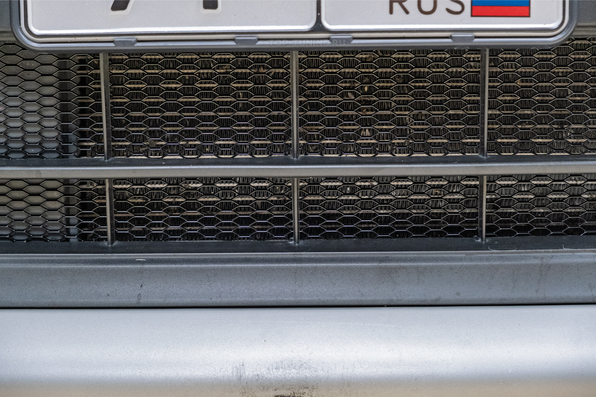 Оклейка зоны риска пленкой Suzuki Xbee 2020 