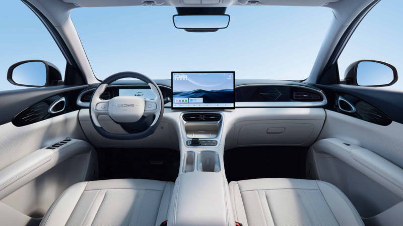 В Сучжоу загорелся китайский электро-кар бестселлер от Geely Automobile