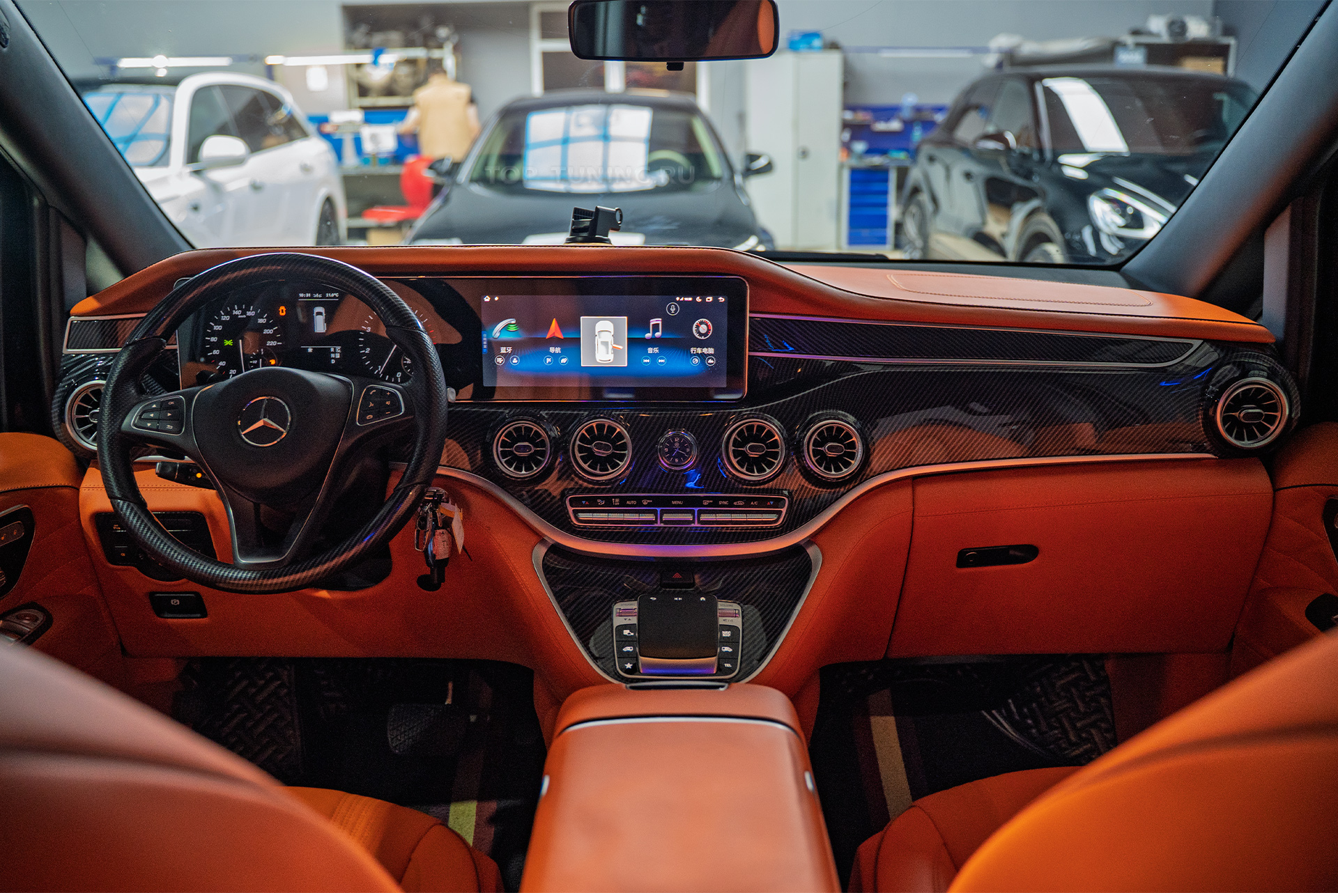 110554 Конверсия Mercedes-Benz Vito в стиле Maybach – комфорт и премиум