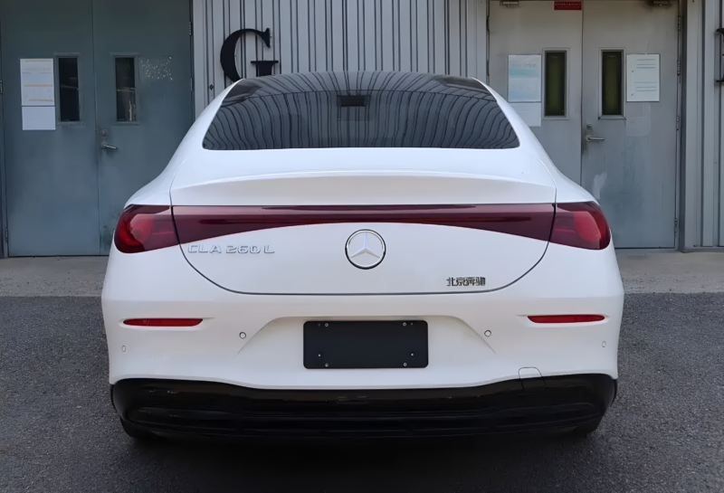 Mercedes-Benz CLA 260 L EV дебютирует в Китае в качестве модели начального уровня с запасом хода в 600 км