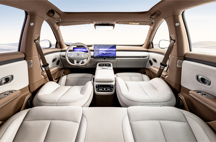 9 ноября компания Changan официально представила в Китае седан Nevo A06