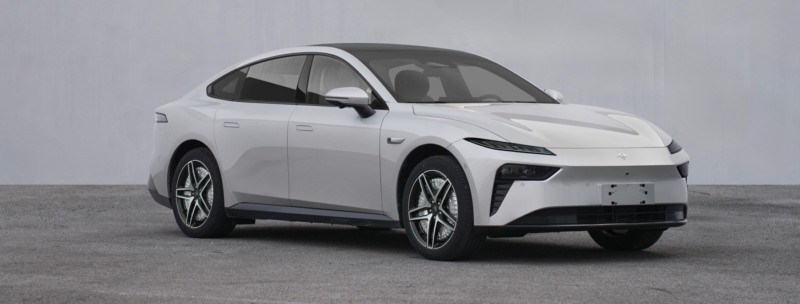 En 007 от Dongfeng станет первым в Китае и единственным в мире серийным электромобилем с четырьмя встроенными двигателями