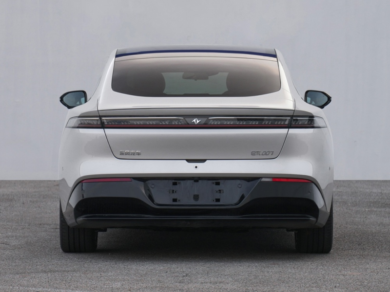 Информация об этом появилась после того, как компания подала соответствующие документы в Министерство промышленности и информационных технологий (MIIT).