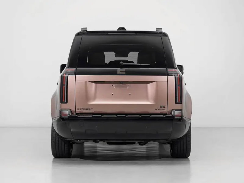 Polestones Adamas EREV с запасом хода на электротяге 215 км будет представлен в Китае в декабре