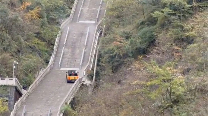 Испытание Chery Fulwin X3L на подъеме по горной лестнице закончилось неудачей (+ВИДЕО)