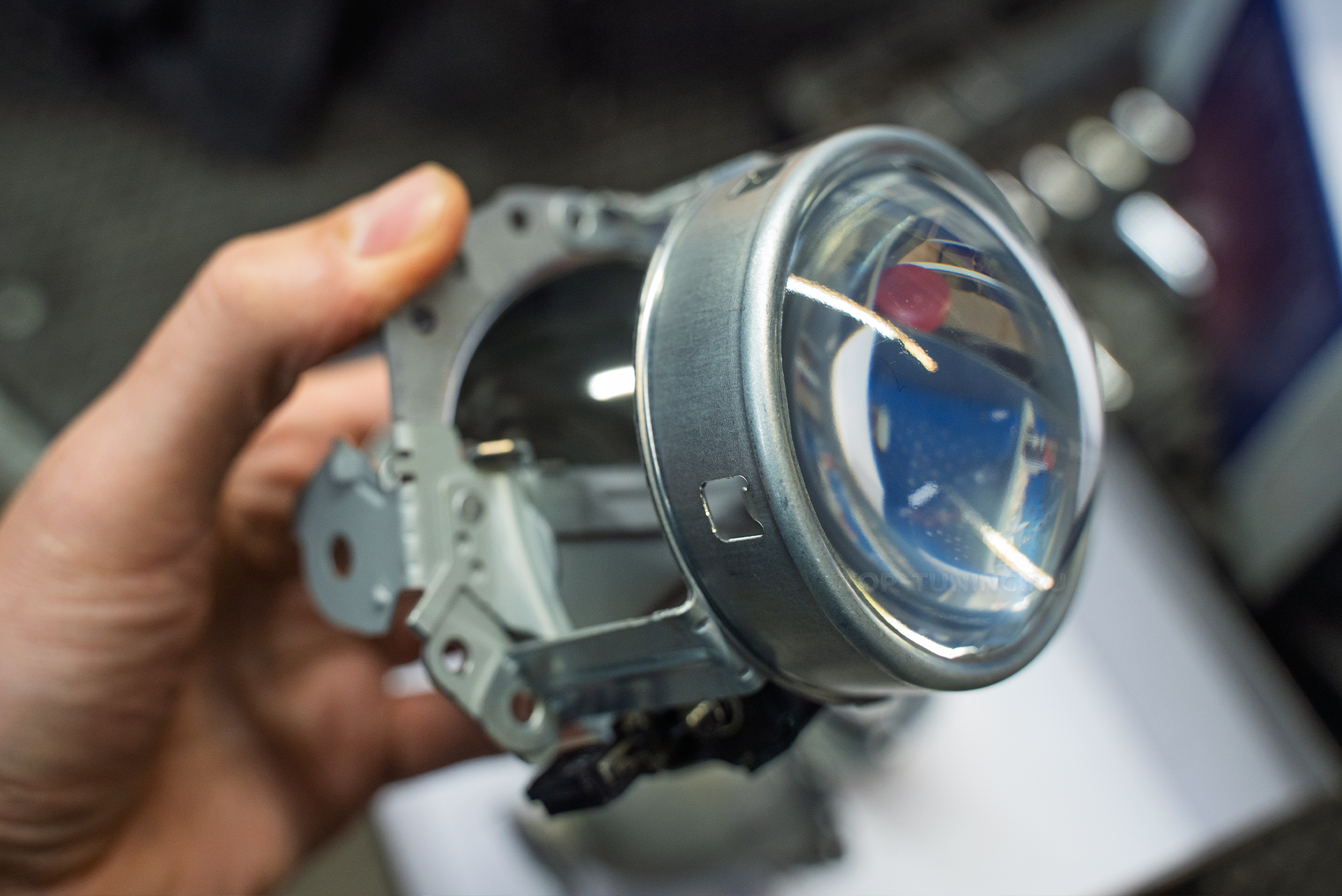 110622 Замена линз в фарах Ford Explorer V &ndash; LED-модули MaxBeam 2.0