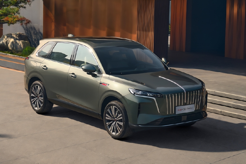 Внедорожник Hongqi HS6 PHEV стартует в предпродаже по цене 2 млн рублей