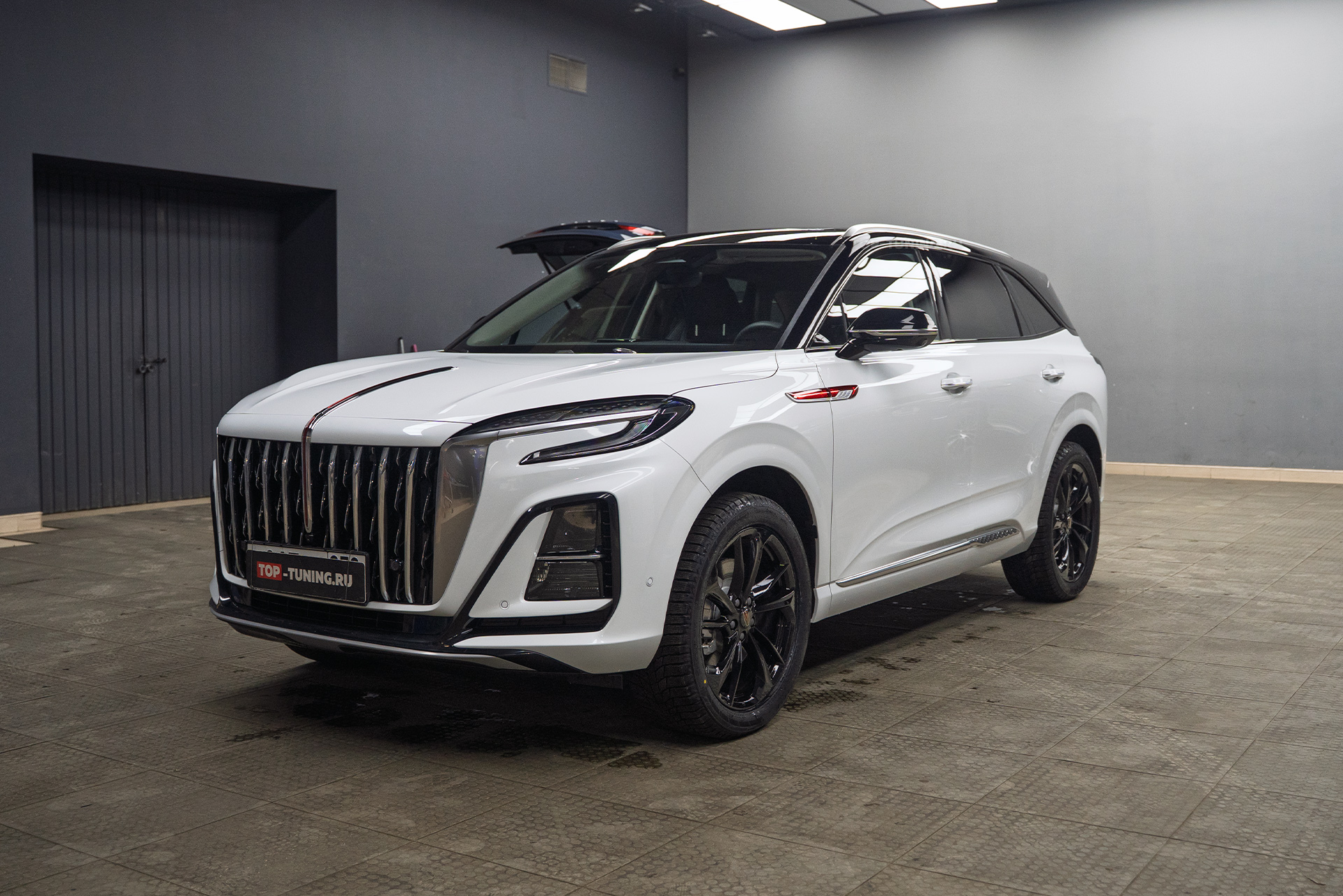 Полная оклейка кузова + доводчики в двери + шумоизоляция дверей Hongqi HS5 2023+