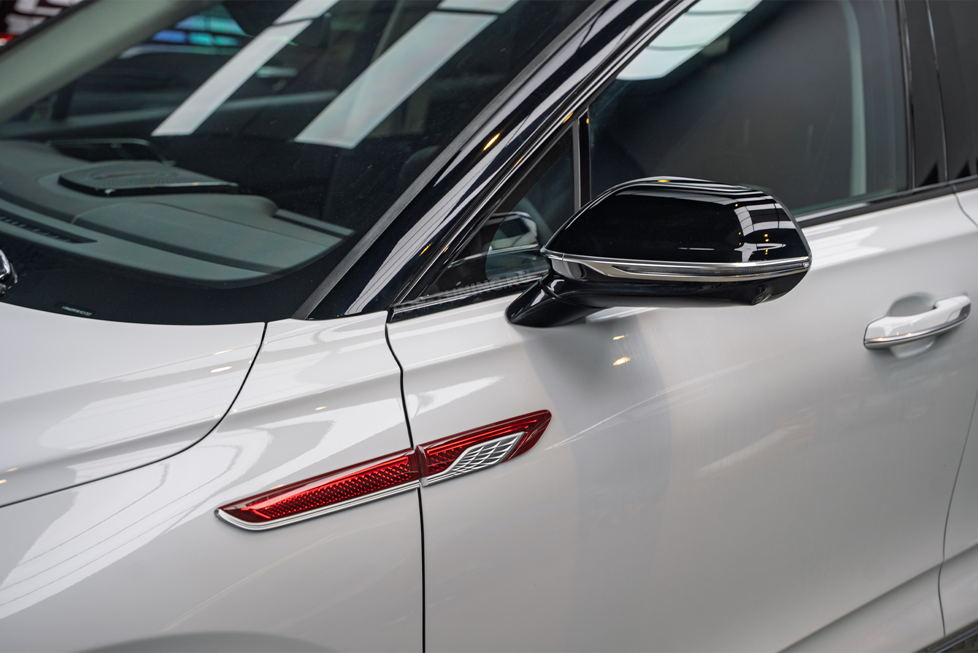 110666 Полная оклейка кузова + доводчики в двери + шумоизоляция дверей Hongqi HS5 2023+