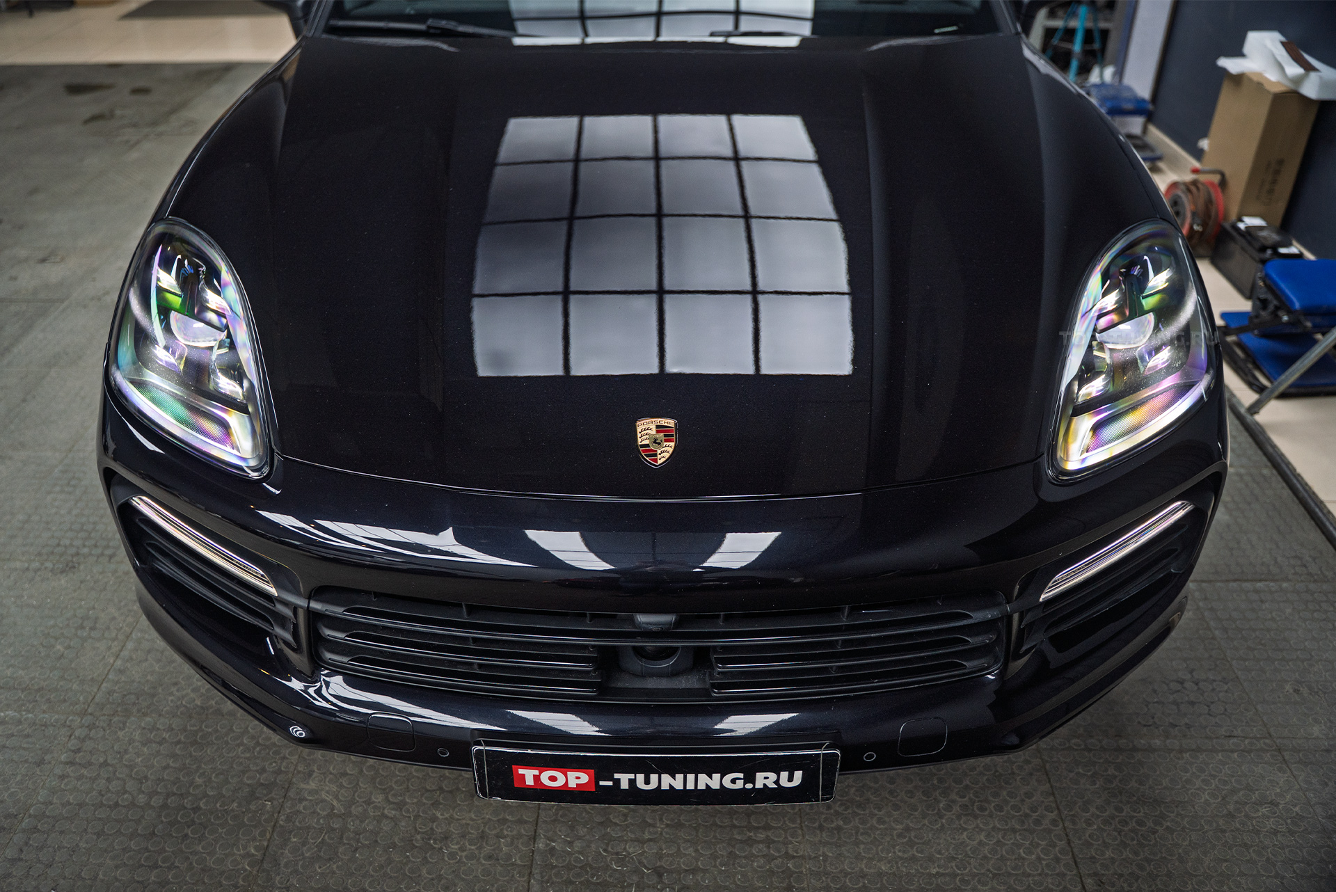 Керамика кузова + оклейка капота и фар Porsche Cayenne III 110727 Керамика кузова + оклейка капота и фар Porsche Cayenne III