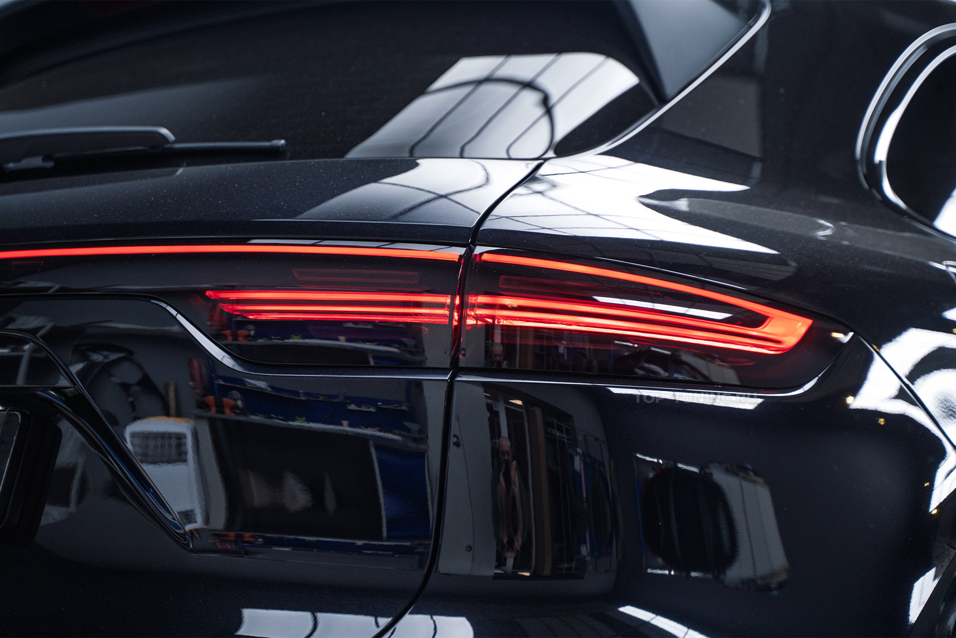 Керамика кузова + оклейка капота и фар Porsche Cayenne III 110727 Керамика кузова + оклейка капота и фар Porsche Cayenne III