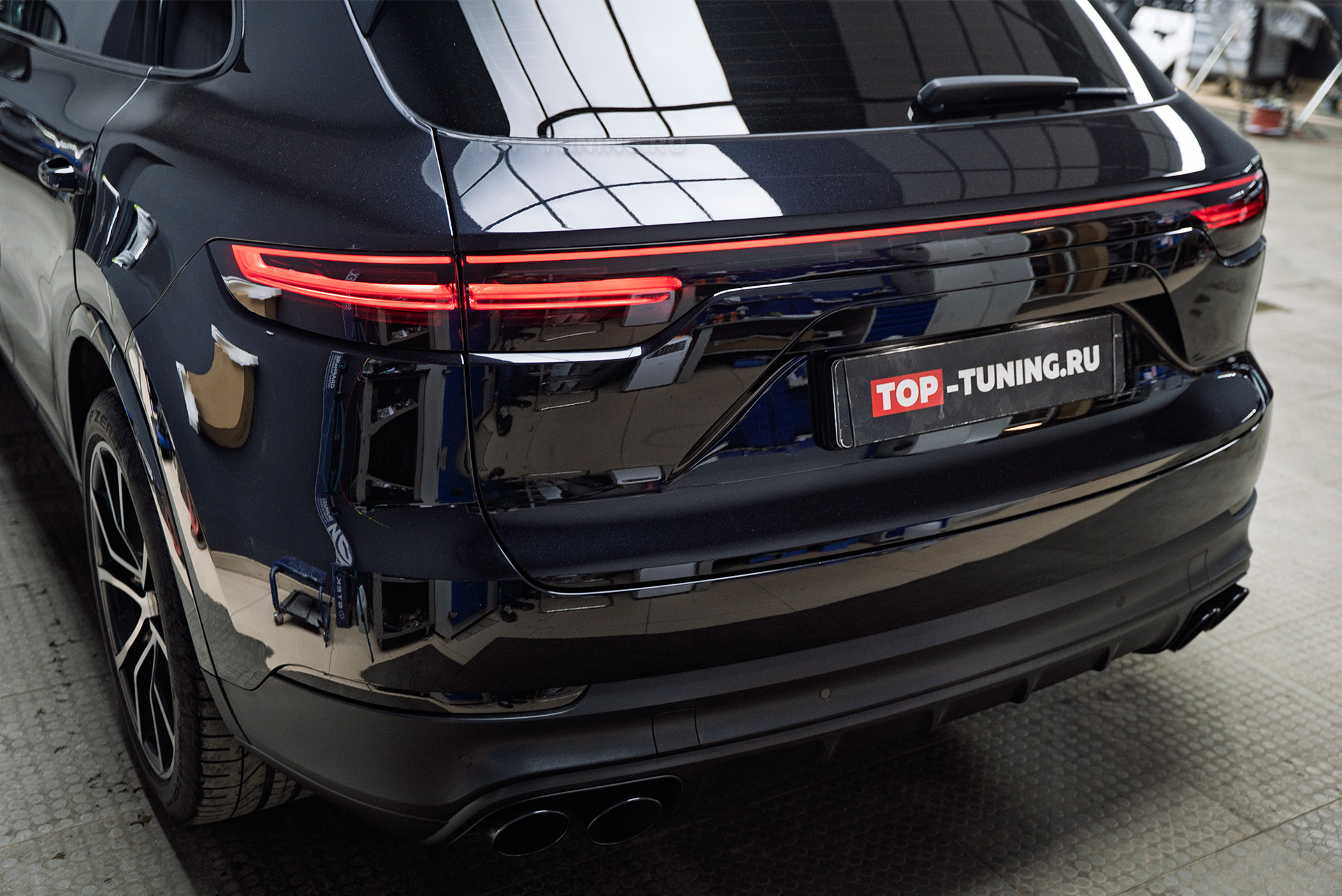 Керамика кузова + оклейка капота и фар Porsche Cayenne III