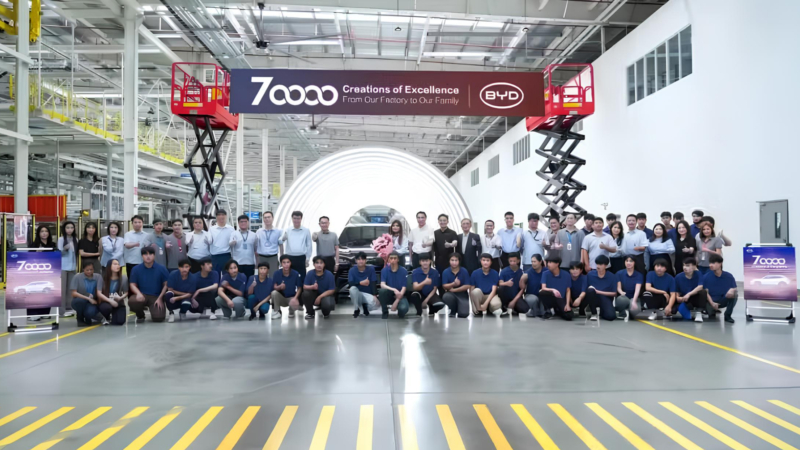 Компания BYD выпустила в Таиланде 70 000 автомобилей, в том числе юбилейный автомобиль Sealion 6