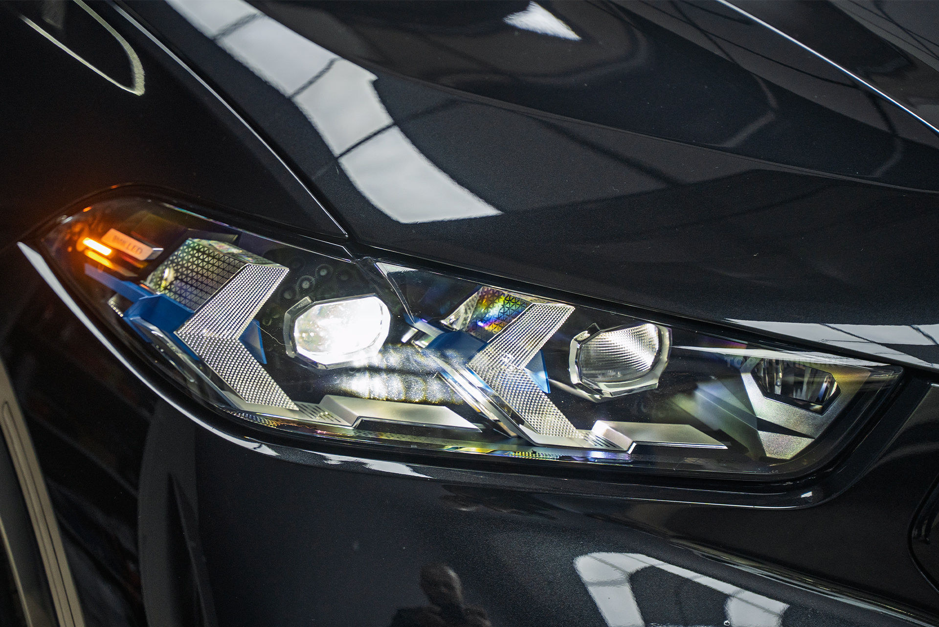 110757 Переделка задних фонарей для нового BMW X6 G06 рестайлинг из США Переделка задних фонарей для нового BMW X6 G06 рестайлинг из США