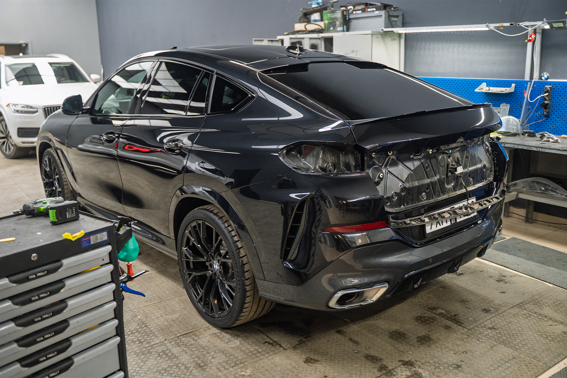 Переделка задних фонарей для нового BMW X6 G06 рестайлинг из США 110757 Переделка задних фонарей для нового BMW X6 G06 рестайлинг из США