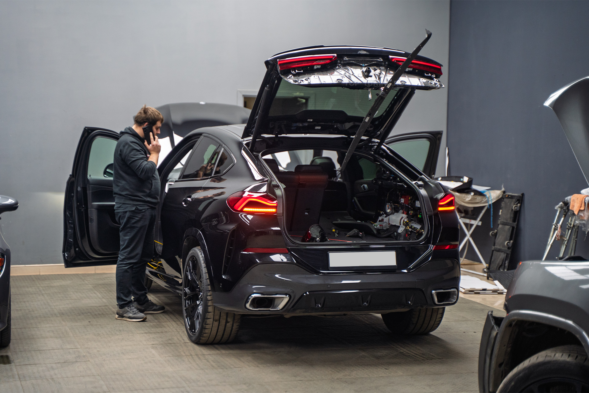 110757 Переделка задних фонарей для нового BMW X6 G06 рестайлинг из США Переделка задних фонарей для нового BMW X6 G06 рестайлинг из США