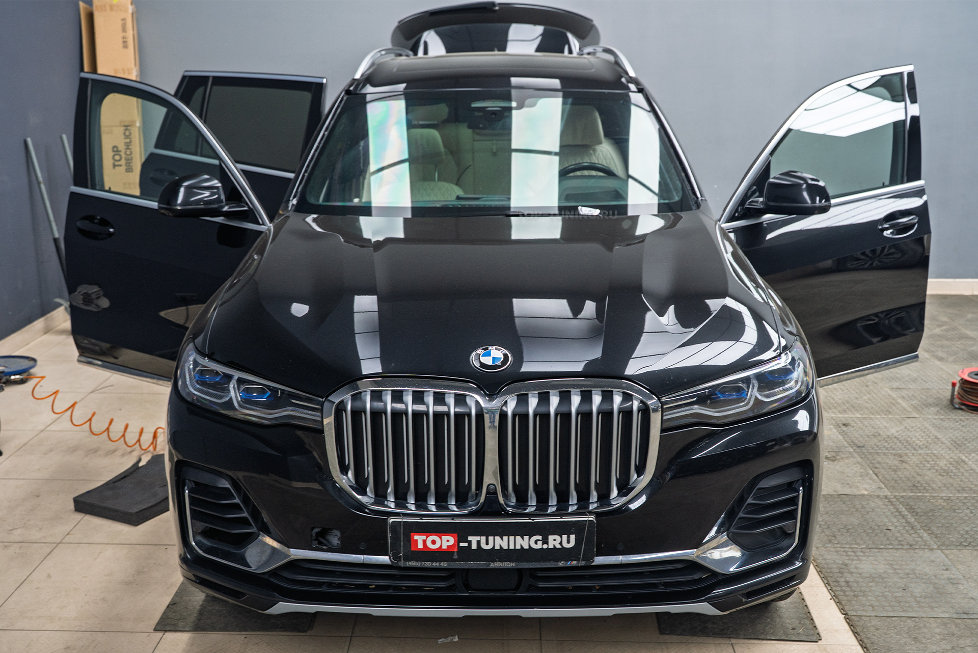 110760 Защита лобового стекла + полная химчистка салона + керамика для BMW X7 G07