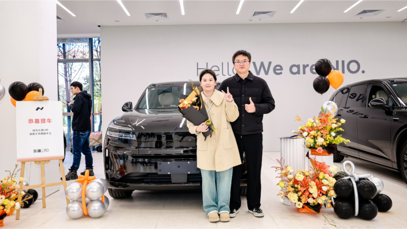 Поставки Onvo L90 Black Knight Edition в Китай начались по цене 2,4 млн рублей