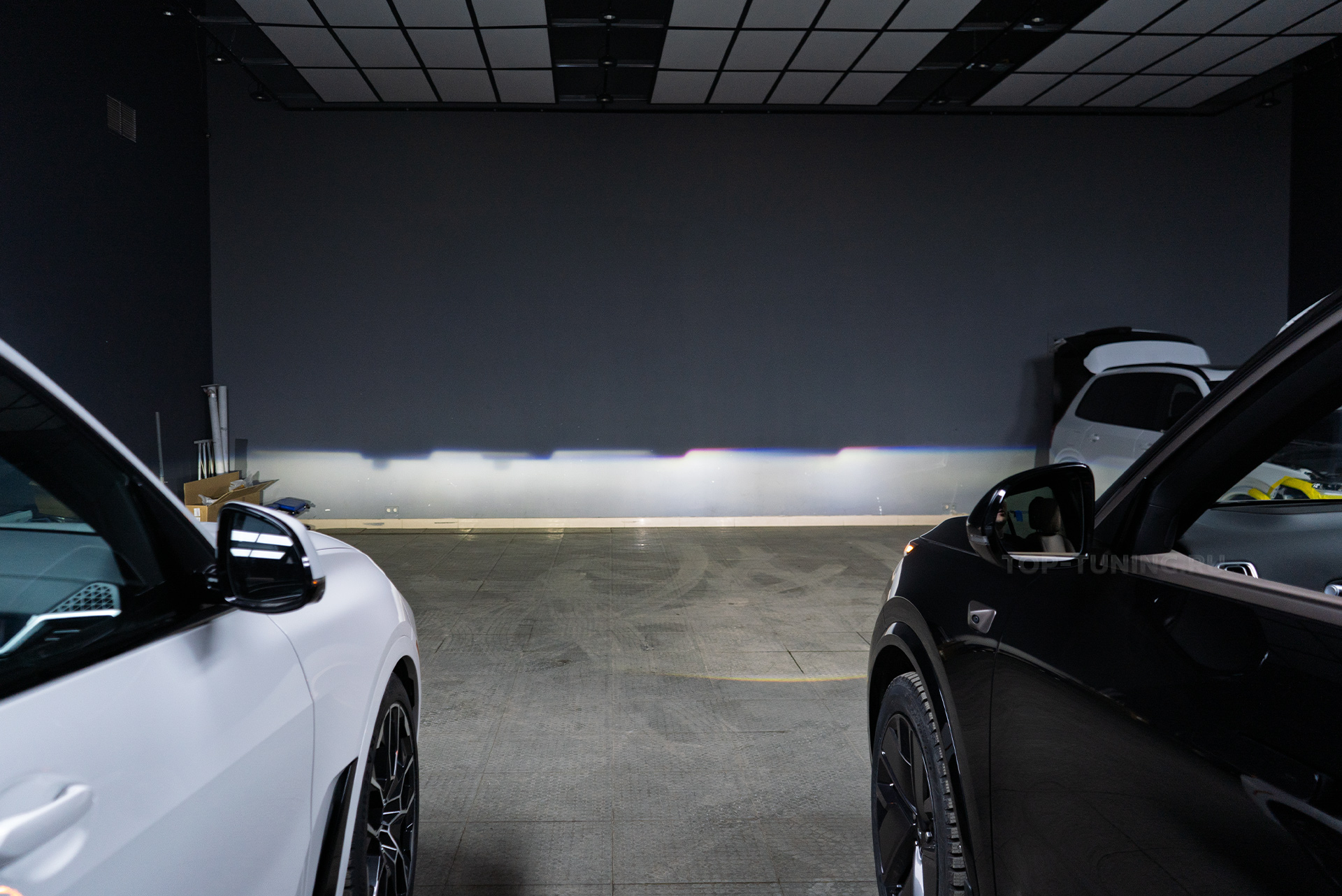 Тюнинг фар Lixiang L9 2025 &ndash; тест-сравнение с оптикой BMW X7 G07 рестайлинг