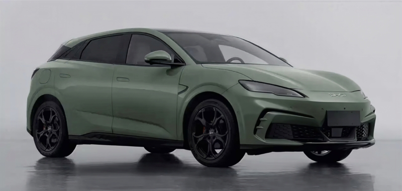 У автомобиля теперь есть двигатель мощностью 200 кВт и 240 кВт (что на 75 кВт больше по сравнению с нынешним топовым двигателем), а также дополнительный лидарный блок, который устанавливается на крыше